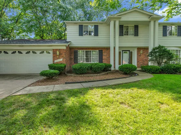 29947 Fernhill Dr, Farmington Hills, MI 48334