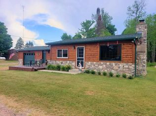 19696 Mamie Lake Rd E, Watersmeet, MI 49969