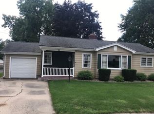 303 Towne St, Morrison, IL 61270