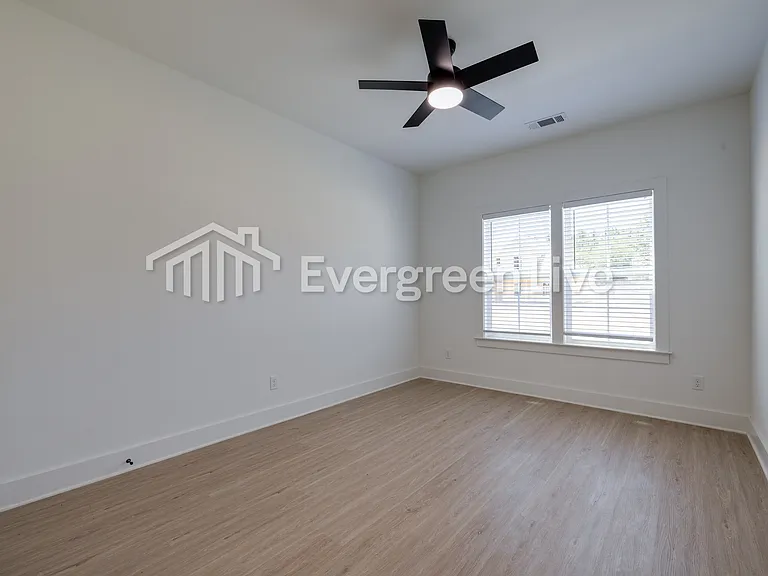 4144 McSwain Cv — Photo 16