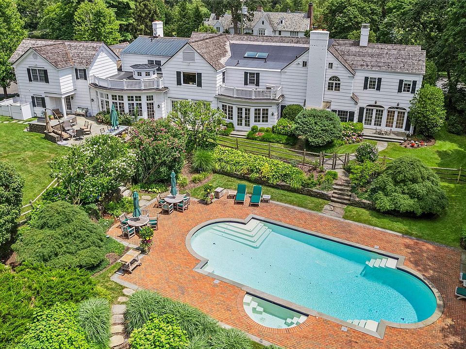 1st image of 25 Stratford Road