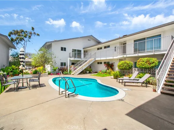 1100 Rutland Rd APT 12, Newport Beach, CA 92660