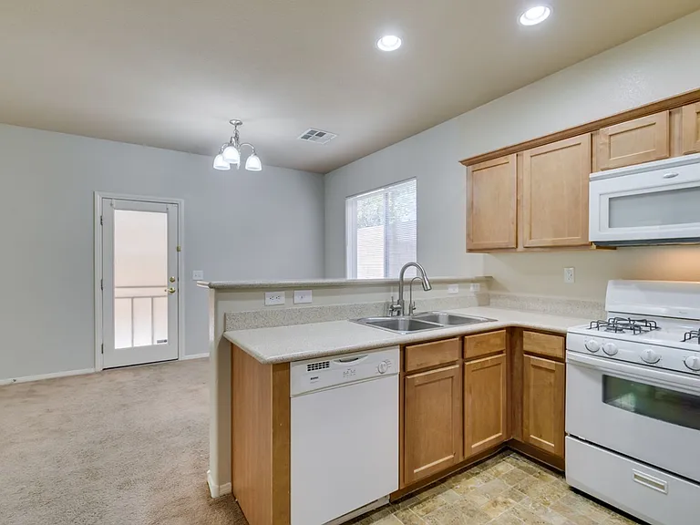 8937 Caledon Ridge Ct — Photo 26