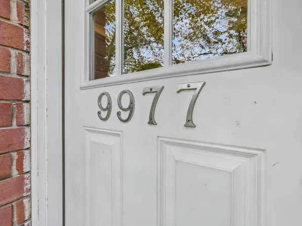 9977 Shore Road image 2 of 27