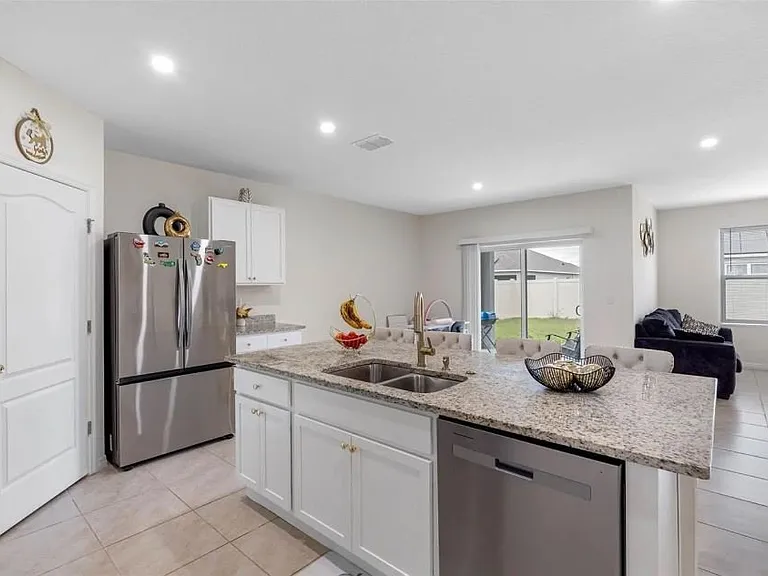 5280 Maddie Dr — Photo 11