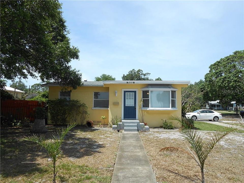 1st image of 2101 Beach Dr SE