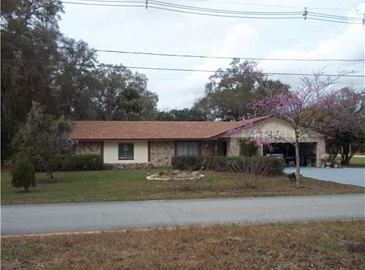 1st image of 2940 Grand Ave
