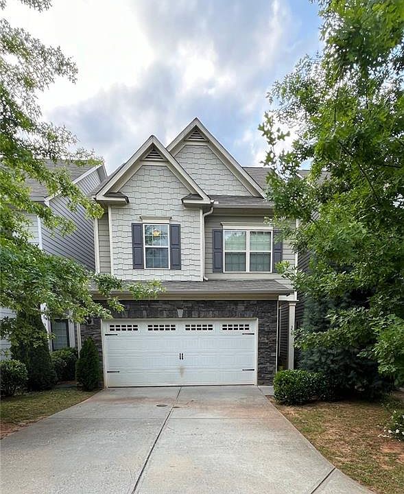 353 E Broad St, Newnan, GA 30263 | MLS #7379925 | Zillow