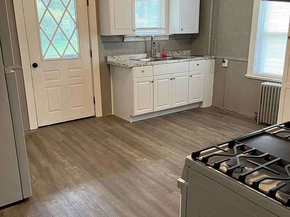 305 Middle Rd Nanticoke, PA, 18634 Apartments for Rent Zillow