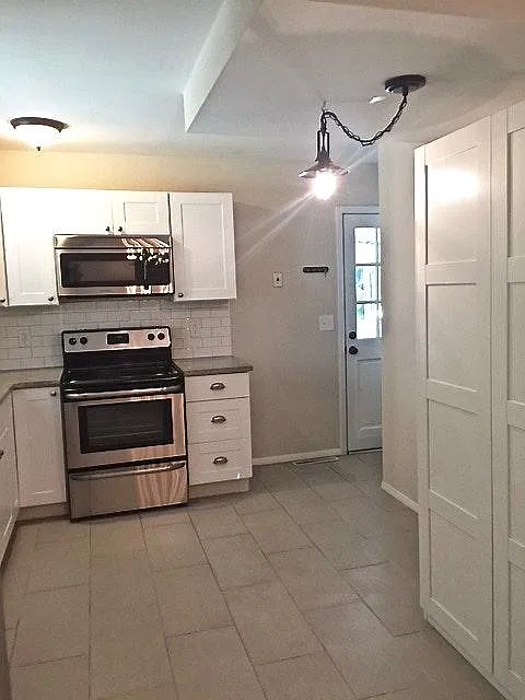 9405 Fredric Court — Photo 4