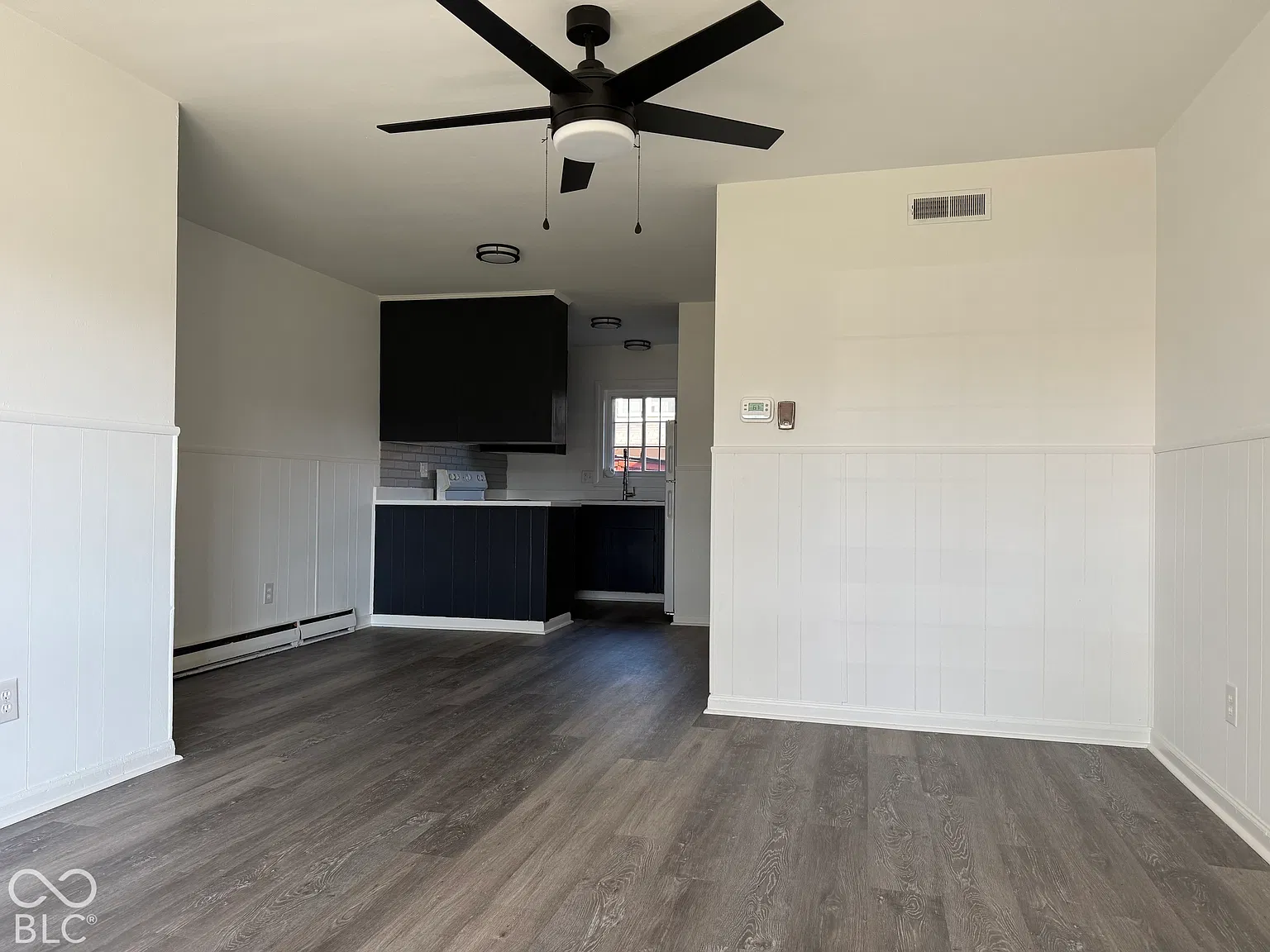 2 bed, 1.5 bath, 1020 sqft, $1,300 — Photo 4