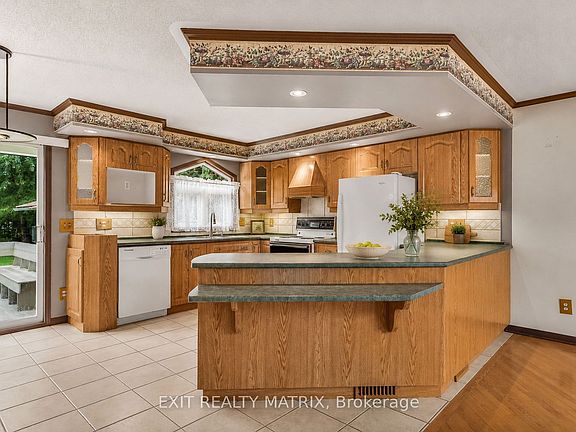 5th image of 29 Louise Cres