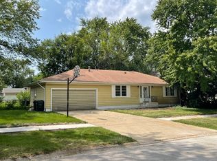 405 N Vernon St, Herscher, IL 60941