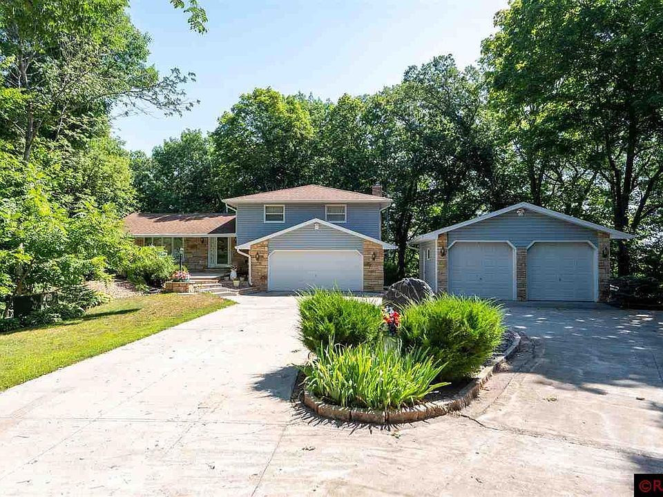 1st image of 504 River Hills Ct