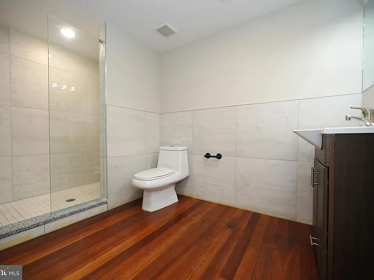 3450 J St #113 — Photo 11