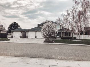 2206 S Cleveland St, Kennewick, WA 99338