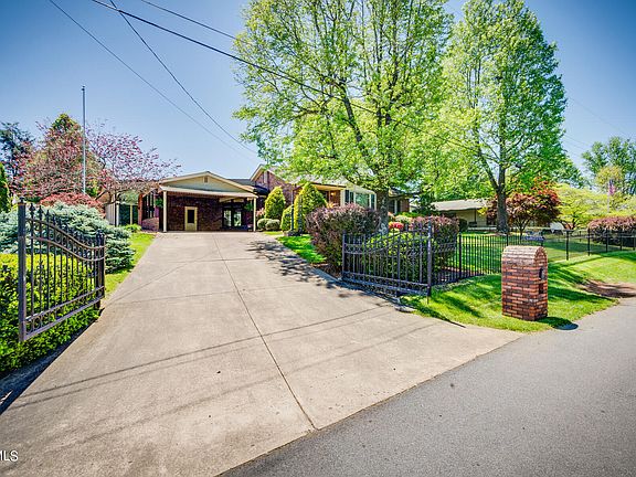 3rd image of 532 Mayfield Ave
