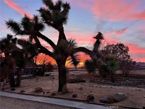 4th image of 65585 4th St S