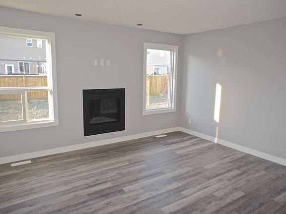 4 178 Radcliffe Wynd_03302018