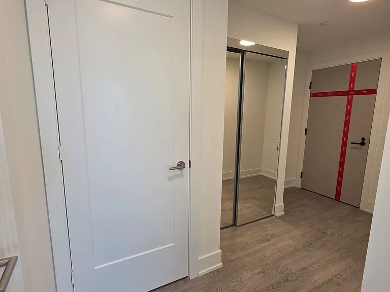 858 Dupont St #805 — Photo 13