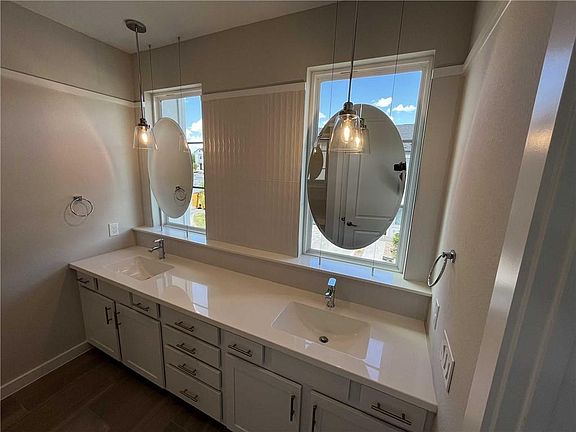 4th image of 12001 Vista Parke Dr #702