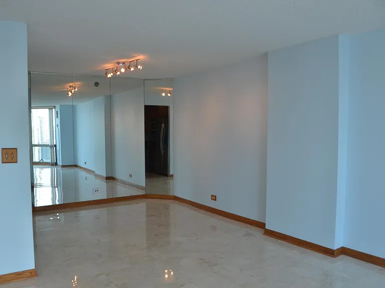 195 N Harbor Dr #4501 — Photo 2