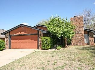 10704 Bayberry Dr, Oklahoma City, OK 73162