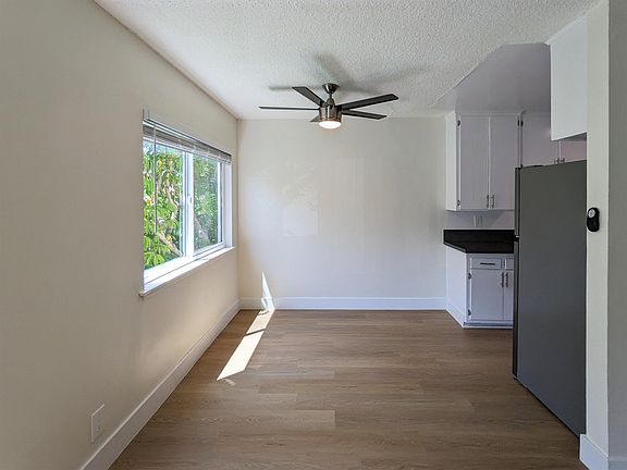 3rd image of 3910 Coco Ave #8
