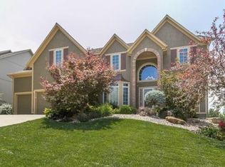 17711 W 83rd Ter, Lenexa, KS 66219