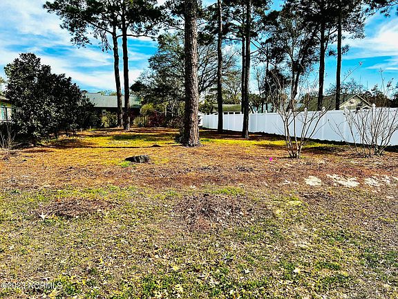 4th image of 104 NE 16th Street LOT 68
