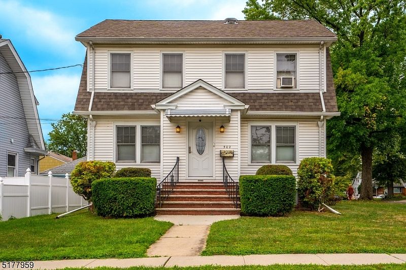 1st image of 502 Thompson Ave