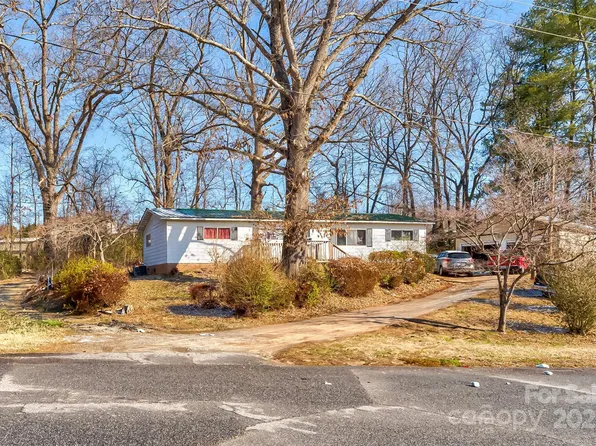 187 Automotive Ln, Hickory, NC 28601