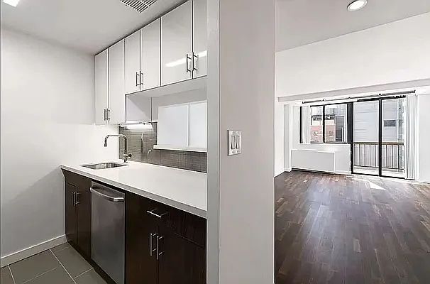 1st image of 184 Lexington Ave APT 14F