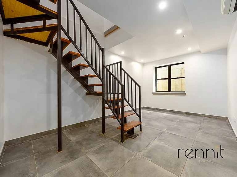 211 Troy Ave #1L — Photo 7