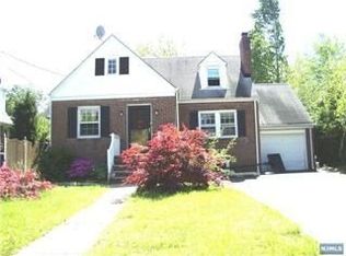 109 Willow Ave, Hackensack, NJ 07601