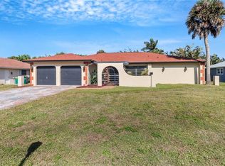 173 Pebble Beach Cir, Naples, FL 34113