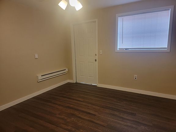2nd image of 1400 Clamp Ave #6