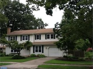 206 Howard St, Riverton, NJ 08077