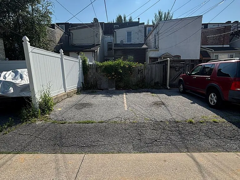 31 N 11th St — Photo 15