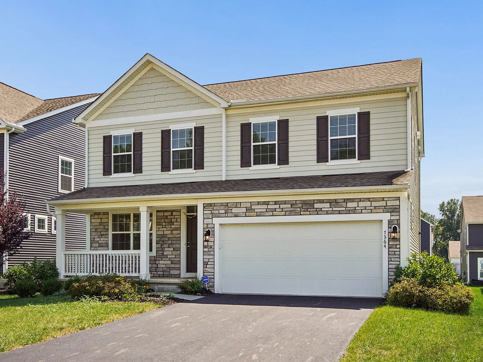 4 bed, 2.5 bath, 3000 sqft, $2,999 — Photo 4