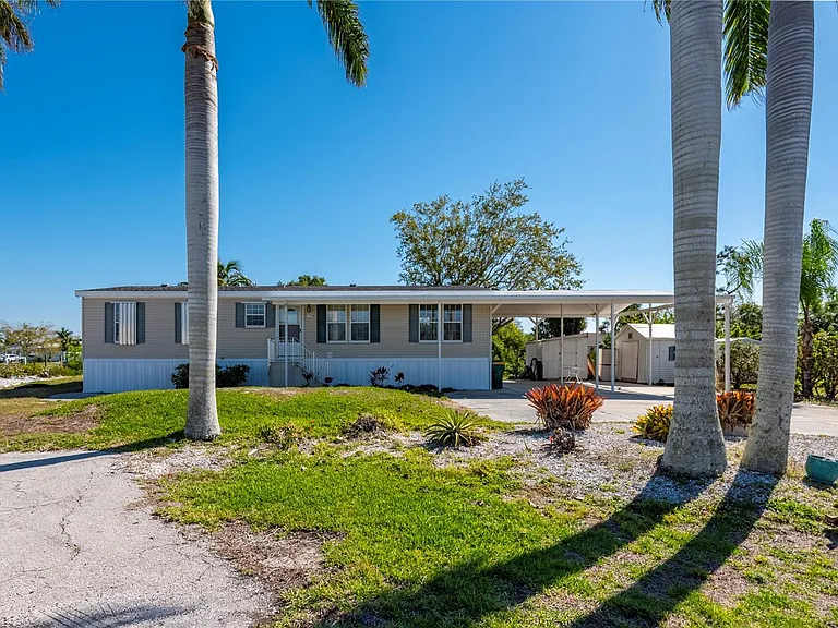 3004 Bamboo Ct — Photo 36