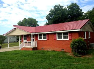 1626 Bingham Dr, Fayetteville, NC 28304