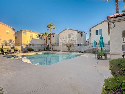 10483 Meadow Village St, Las Vegas, NV, 89183