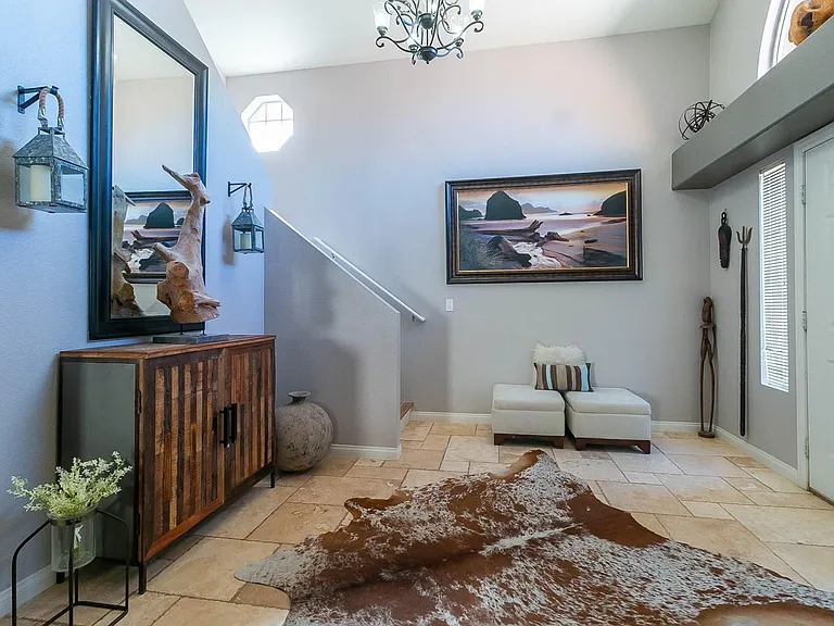 1432 Desert Hills Dr — Photo 4