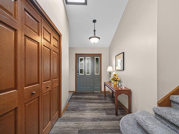 3rd image of 237 Tal Dr