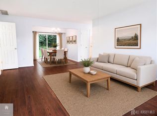 52 Garden View Ter UNIT 19, Hightstown, NJ 08520