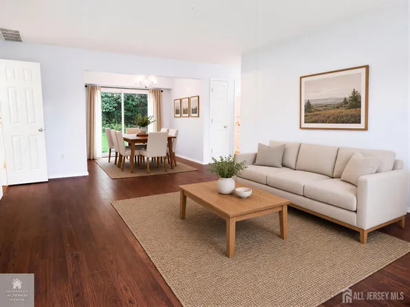 52 Garden View Ter Unit 19, Hightstown, NJ 08520