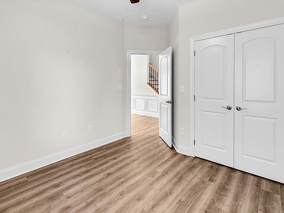 5th image of 108 Hallandale Lane #Right