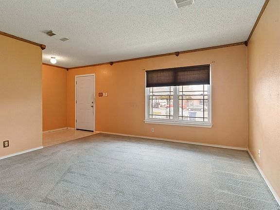 3rd image of 423 Rosa Verde