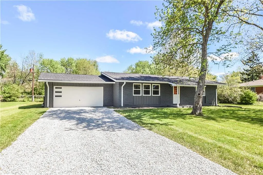 3234 Vincz Dr photo 1